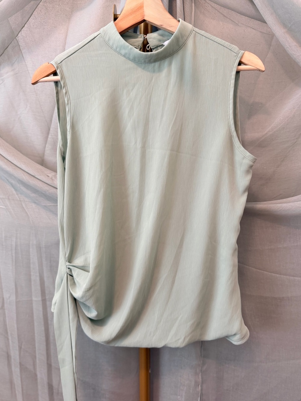 La Belle Soft Green Sleeveless Tank Top - Picture 2 of 7